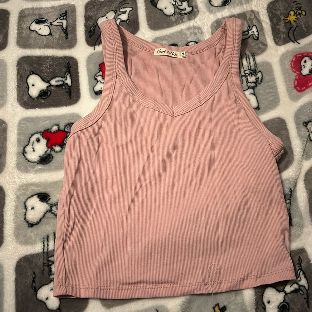 Color- light pink